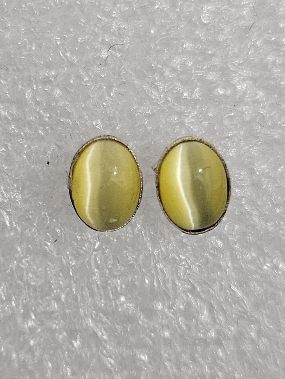 Sterling silver 925 CAT'S EYE Yellow Citrine Star Earrings Vintage NEW 8 x 6 mm